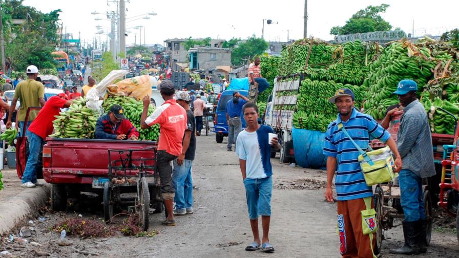 Alza de precios de materias primas impacta economía Alza de precios de materias primas impacta economía