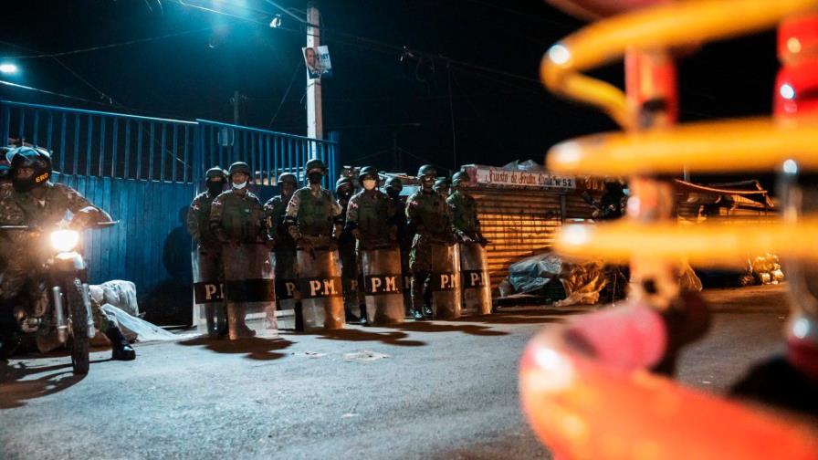 Alcaldía recupera espacios públicos en el entorno del mercado de la Duarte