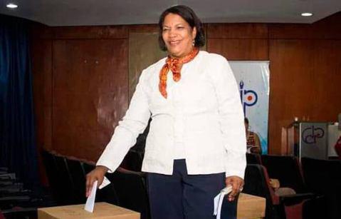 Presidenta Colegio Dominicano de Periodistas presenta mejoría tras ser ingresada a hospital por COVID-19