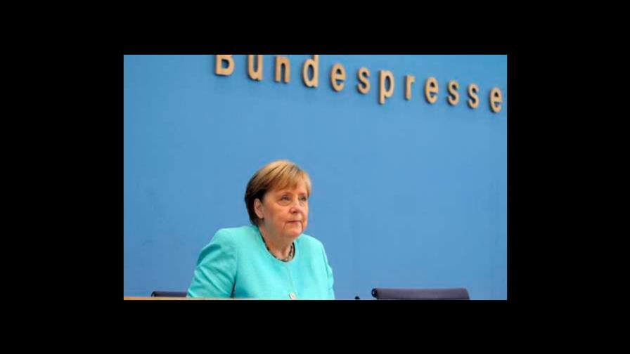 La lucha por la sucesión de Merkel se agudiza en la recta final