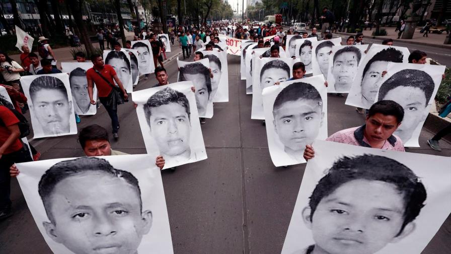 Identifican al tercero de 43 estudiantes mexicanos desaparecidos en 2014