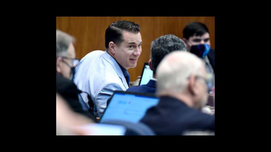 Exlegislador de Dakota del Norte no impugnará su expulsión