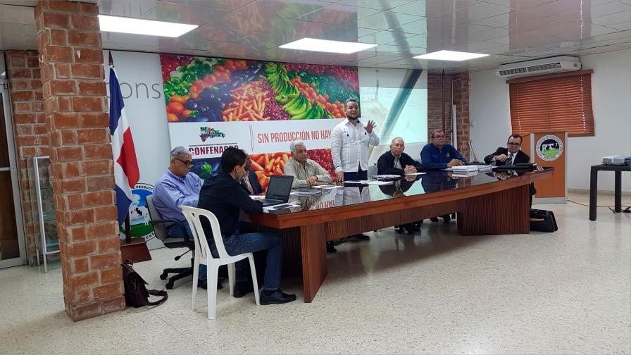 Advierten sobre la situación de la sanidad agropecuaria nacional Advierten sobre la situación de la sanidad agropecuaria nacional