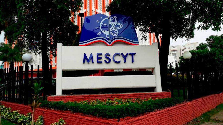 Mescyt desconoce información sobre retorno al país de becados dominicanos en Madrid Mescyt desconoce información sobre retorno al país de becados dominicanos en Madrid