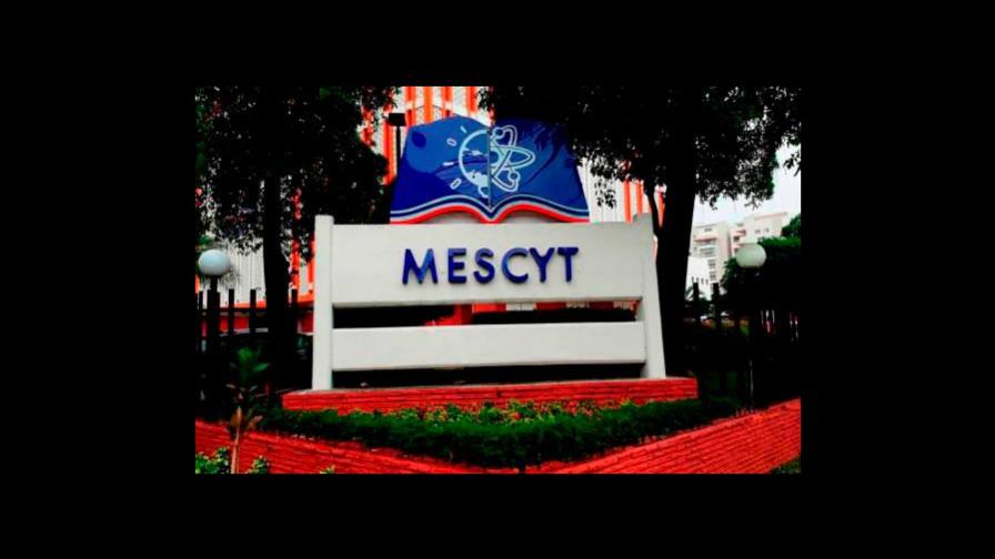 Estudiantes dominicanos en España reclaman al MESCyT por retraso en el pago de subsidio económico Estudiantes dominicanos en España reclaman al MESCyT por retraso en el pago de subsidio económico