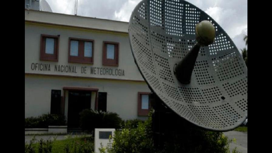 Chubascos en algunas regiones esta noche y polvo de Sahara mañana el viernes