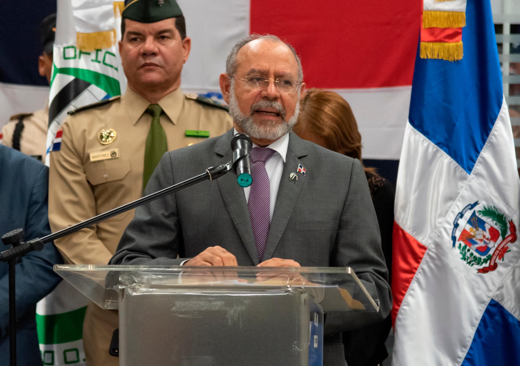 Manuel Saleta García, habla a lo participantes (Eddy Vittini)