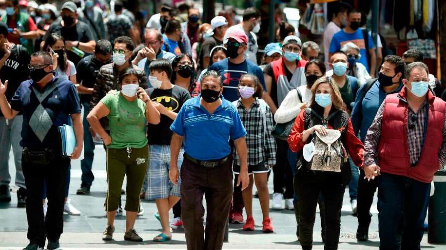 Ofrecen certificados falsos de vacunación anticovid en pleno centro de Ciudad de México