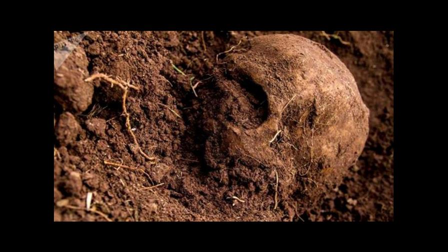 Descubren 14 fosas clandestinas en el norte de México