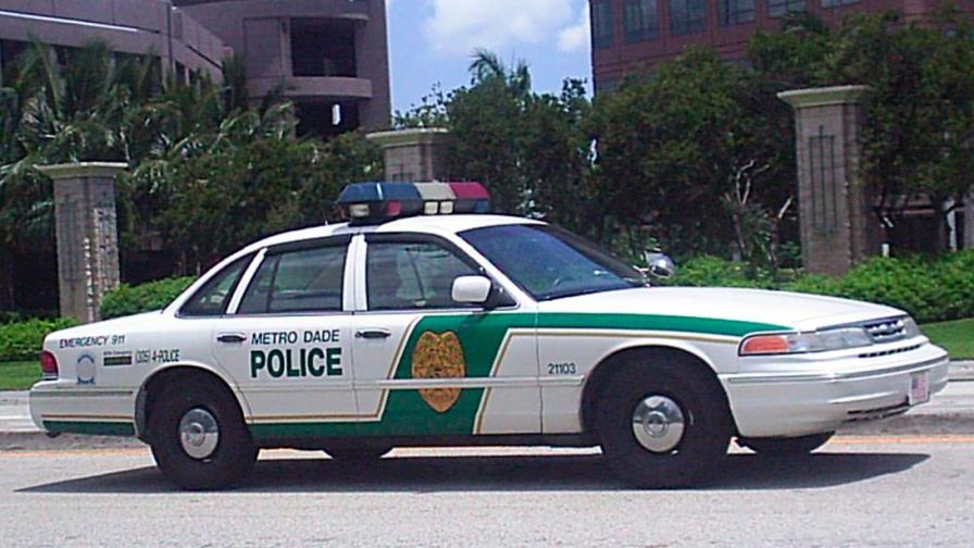 Hermano de cubano abatido por policía de Miami pide vídeo de cámara corporal