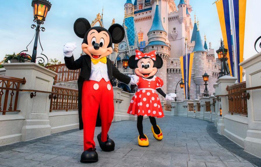 Disney celebra Mes de la Herencia Hispana tributando a sus empleados latinos