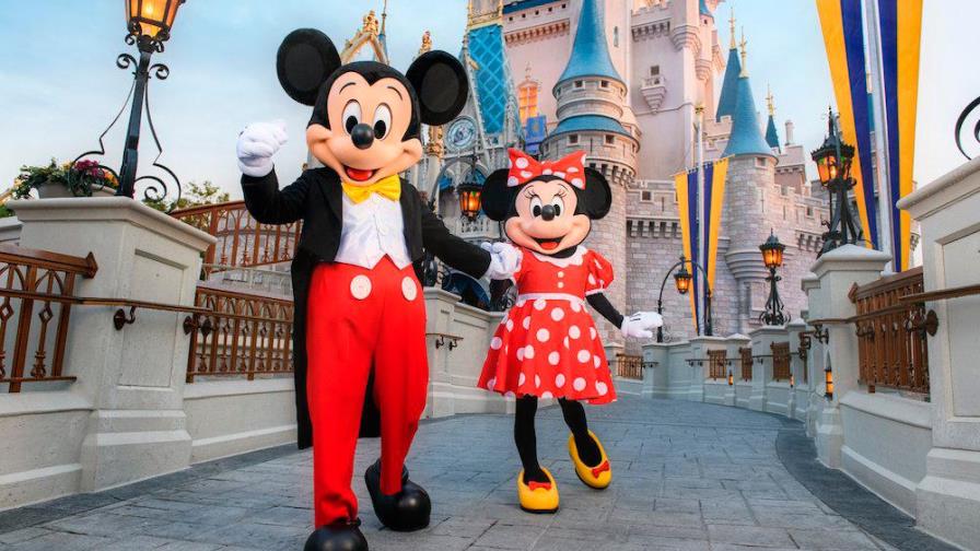 Disney celebra Mes de la Herencia Hispana tributando a sus empleados latinos Disney celebra Mes de la Herencia Hispana tributando a sus empleados latinos