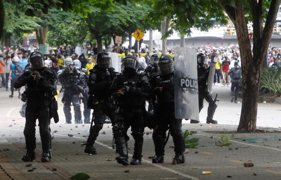 Los colombianos protestan mientras Duque arranca un diálogo sin manifestantes