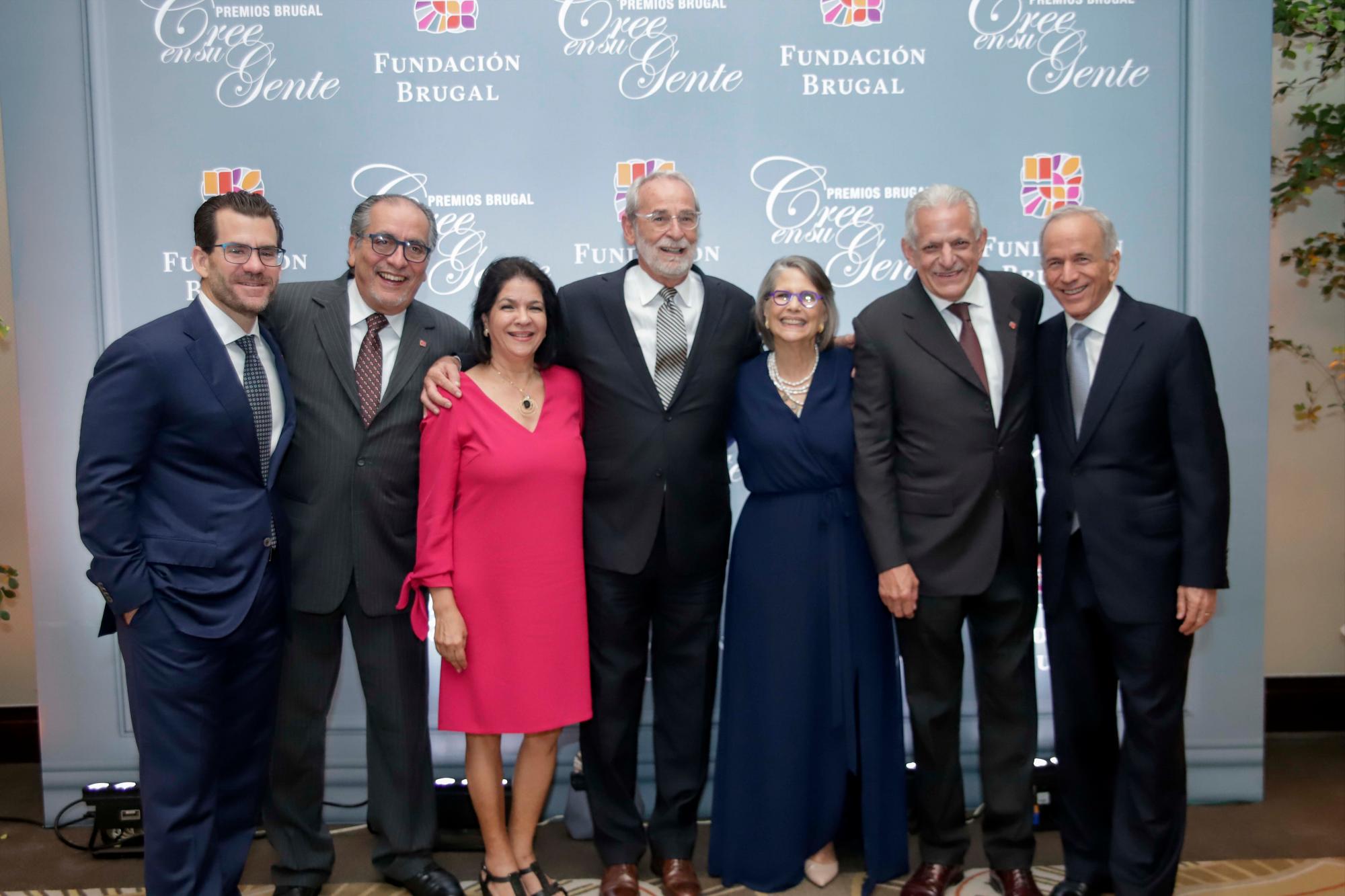 Miembros del jurado.