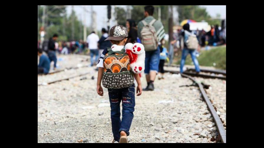 EEUU pide a sus ciudadanos que no detengan a migrantes