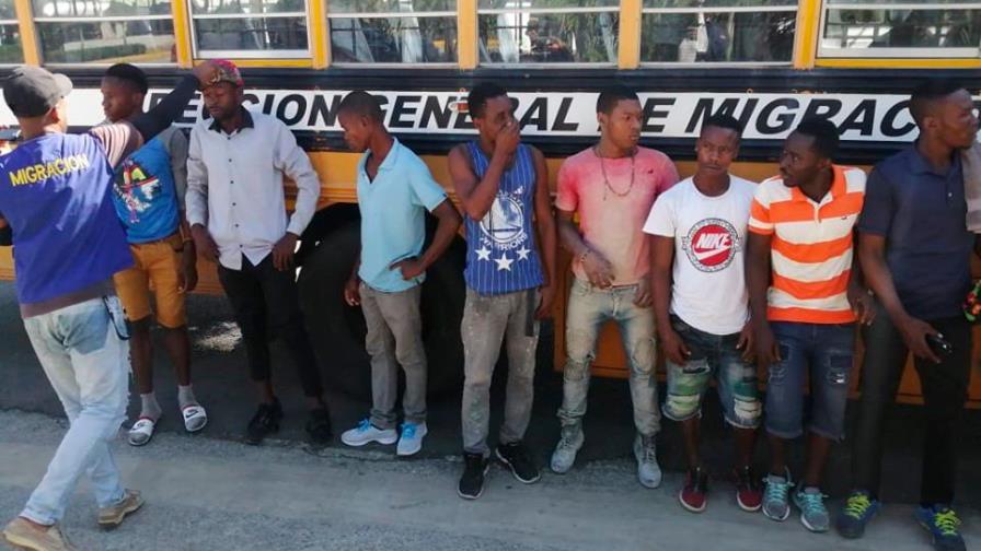 Detienen más de 1,200 extranjeros para fines de deportación        