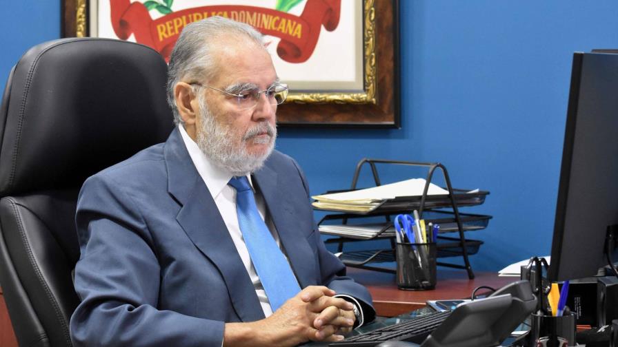 Mepyd presenta herramientas para monitorear datos socioeconómicos del país