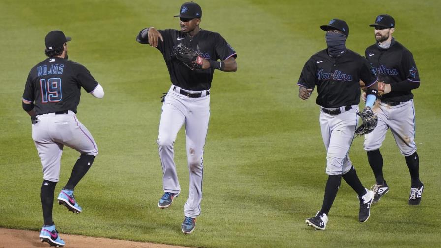 Marlins vencen Mets en doble cartelera con doble de Anderson