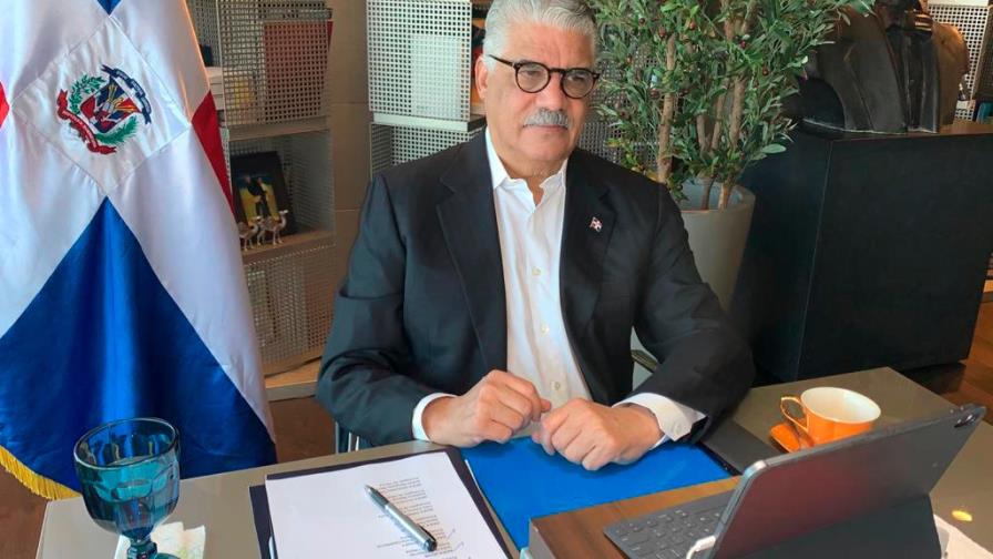 Canciller instruye reforzar asistencia a dominicanos en el exterior ante pandemia por COVID-19
