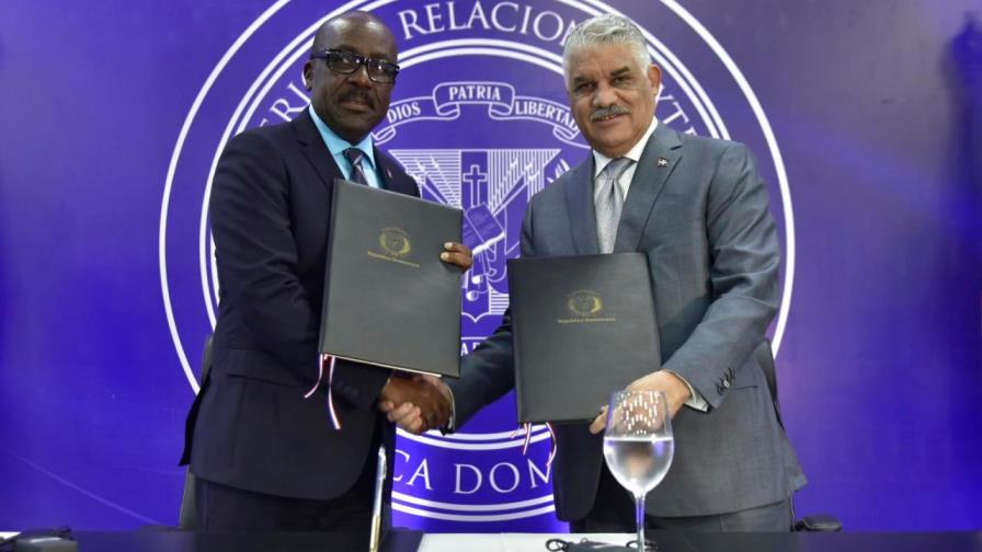 Dominicanos podrán viajar a Antigua y Barbuda con visados americano y europeo