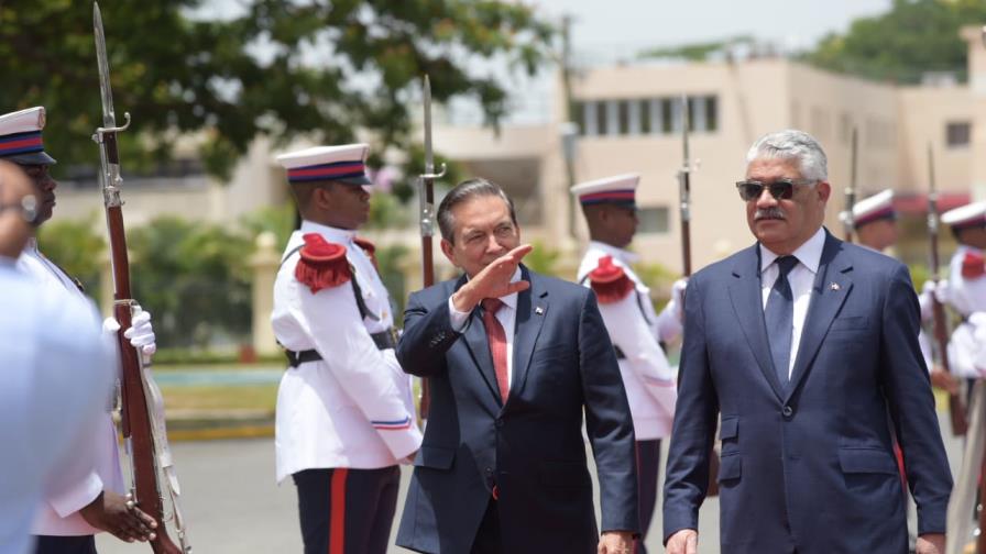 Danilo Medina recibe al presidente electo de Panamá Danilo Medina recibe al presidente electo de Panamá