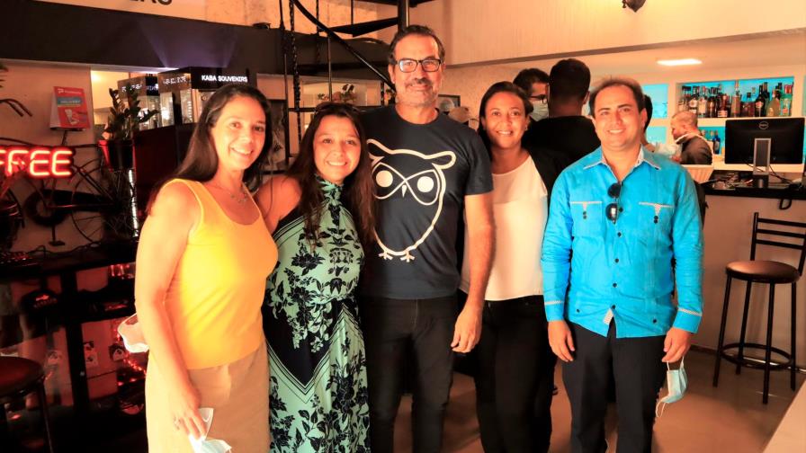 CuentaRD realiza conversatorio con el escritor Miguel Yarull