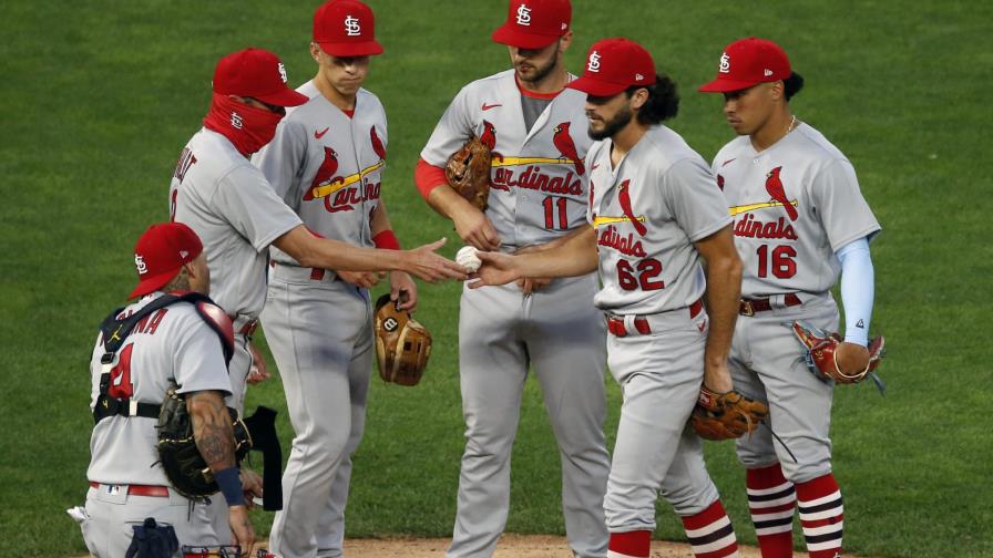 Posponen duelo Cardenales y Cerveceros por brote de coronavirus Posponen duelo Cardenales y Cerveceros por brote de coronavirus