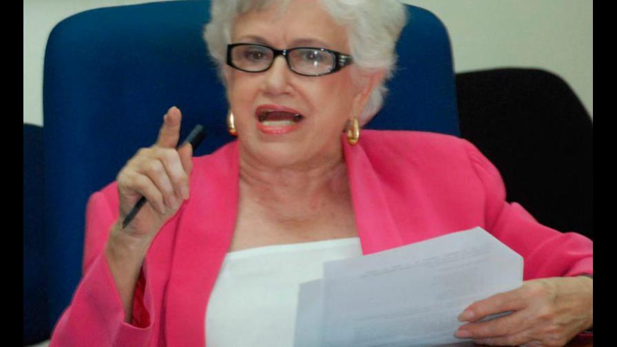 Milagros Ortiz dice Margarita Cedeño viola tres leyes al ser candidata y funcionaria