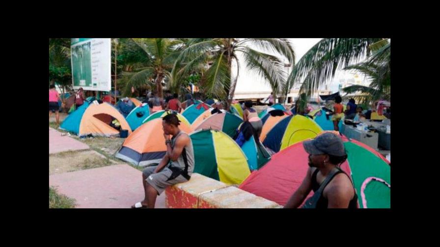 Miles de migrantes varados en Colombia en su ruta a Estados Unidos