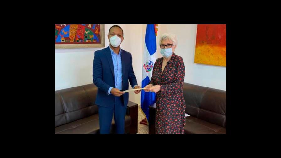 Milton Morrison se aumentó 60 mil pesos de salario al llegar a Edesur 