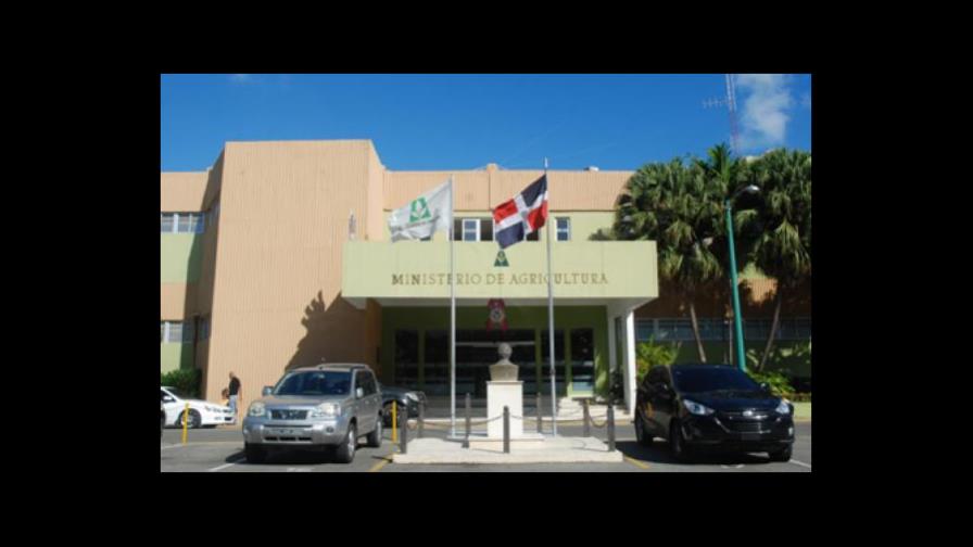 Abinader hace cambios en el Ministerio de Agricultura; Faruk Garib Arbaje será asesor