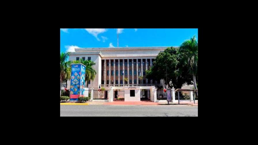 Inician las clases a distancia, pero impartirán repaso hasta el 13 de enero Inician las clases a distancia, pero impartirán repaso hasta el 13 de enero