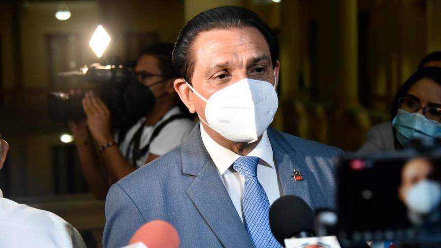 Gobierno dispondrá de 40 unidades móviles para vacunar a la población Gobierno dispondrá de 40 unidades móviles para vacunar a la población