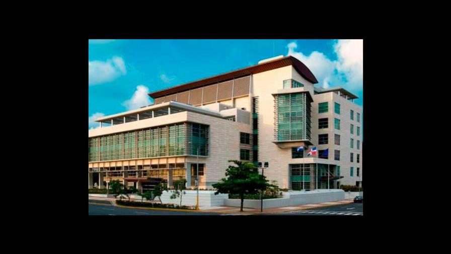 Interrogan y dejan bajo arresto a “Buche”, vinculado a tiroteo en Capotillo