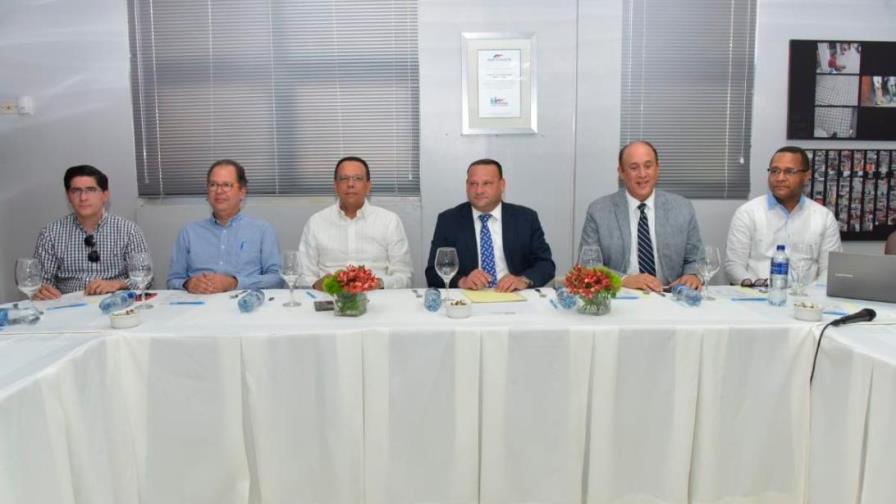 Educación someterá a la justicia a ingenieros y empresas que no han concluido escuelas