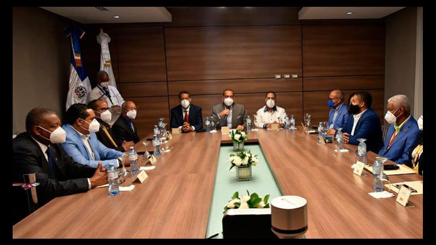 Obras Públicas anuncia que iniciará más de 200 obras en todo el país