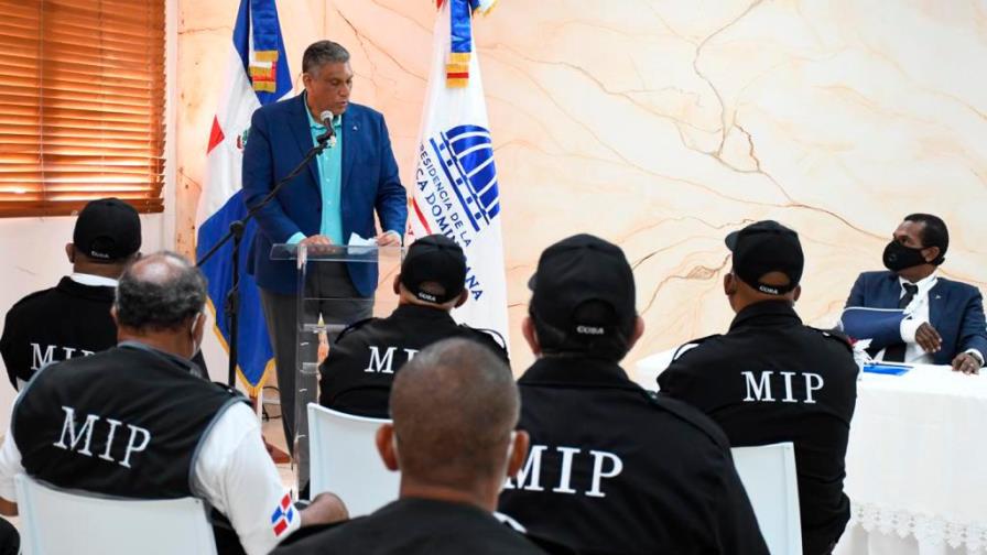 Ministro Vásquez cancelará coordinadores del COBA cometan actos de corrupción