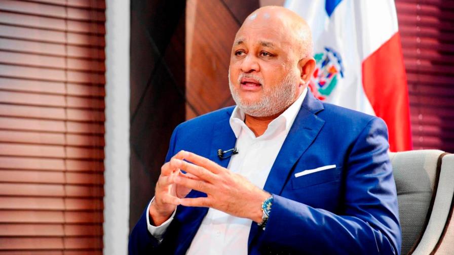 Ministro de Educación anuncia que incluirán 200 escuelas a la jornada extendida Ministro de Educación anuncia que incluirán 200 escuelas a la jornada extendida