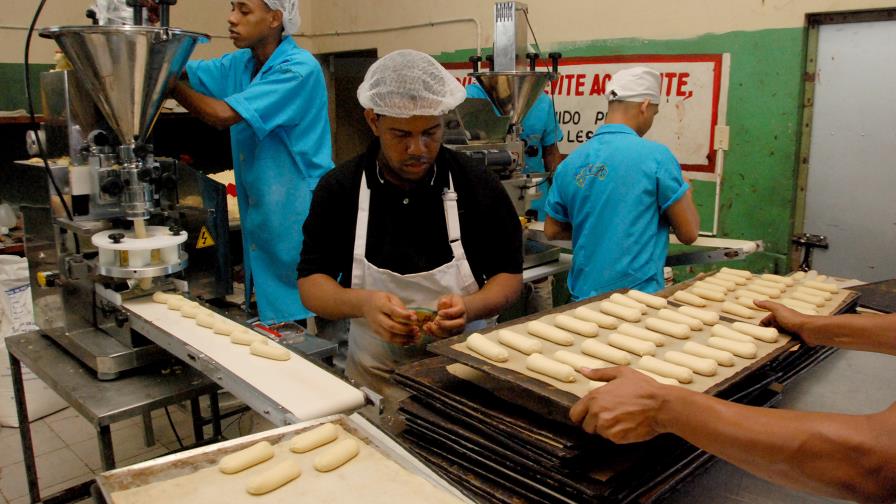 Advierten que miles de mipymes quebrarían si aplican aumento 14%