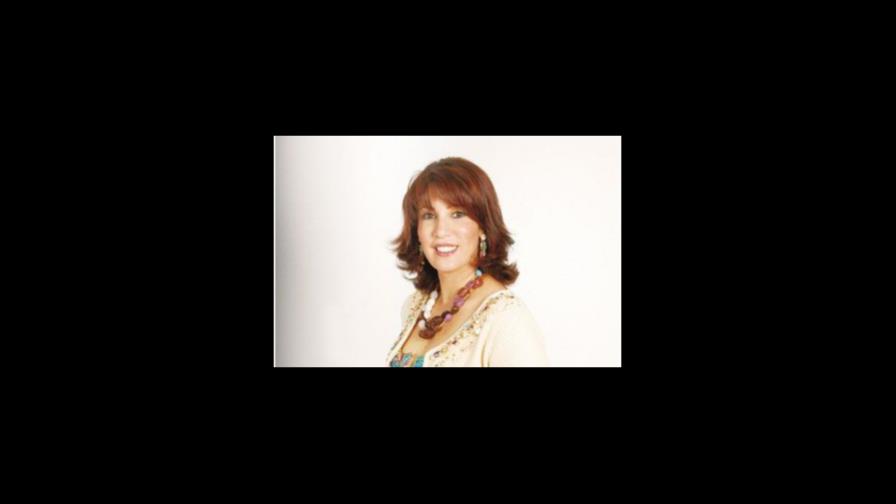 Presidente nombra cónsules a Myrna Pichardo y a Rosa Julia Rodríguez 