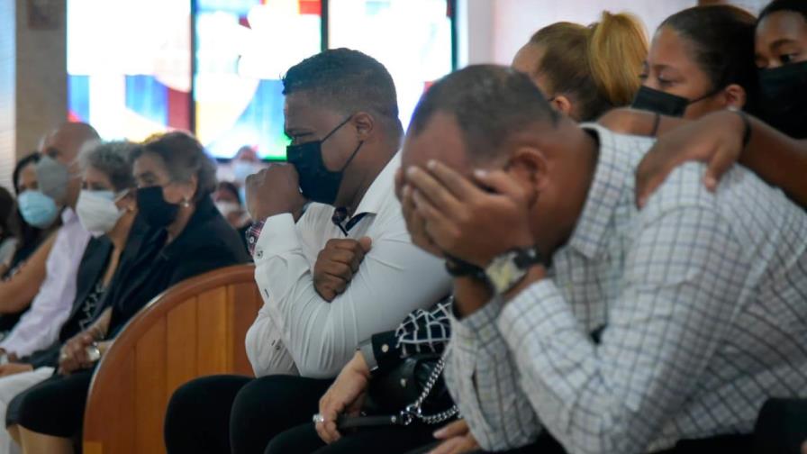 Johnny Ventura invertía parte de su dinero en ayudar a necesitados Johnny Ventura invertía parte de su dinero en ayudar a necesitados