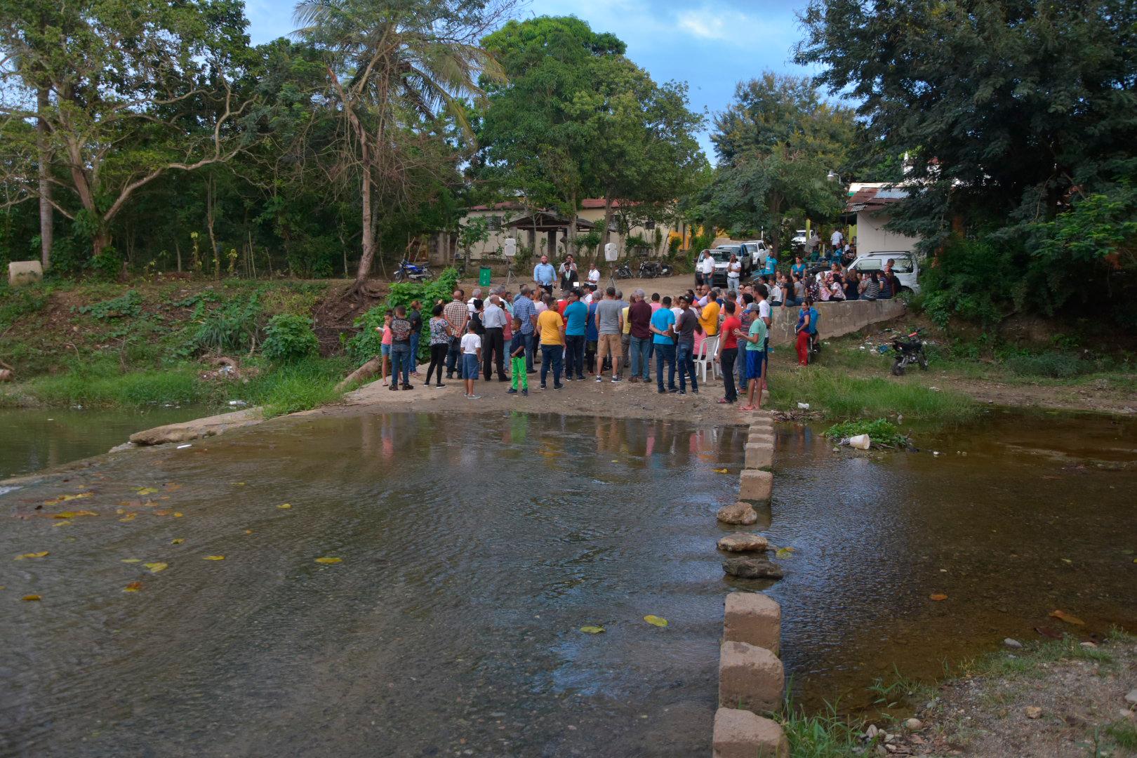 La comunidad tiene más de 30 años solicitando la reparación de las vías de comunicación.