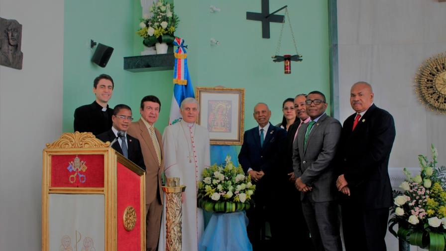 Celebran en El Salvador misa en honor a la virgen de la Altagracia