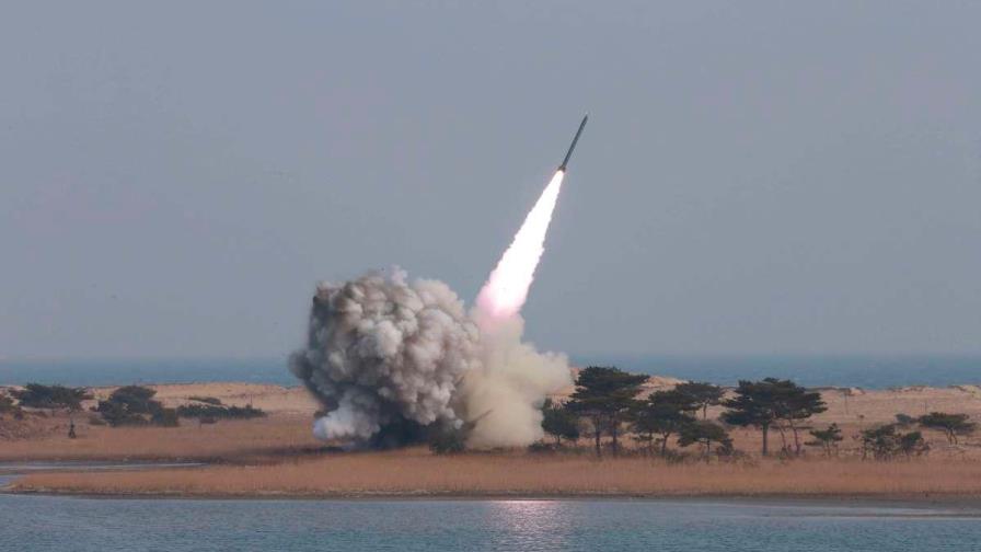 Corea del Norte dice haber lanzado misil antiaéreo, su cuarta prueba en tres semanas