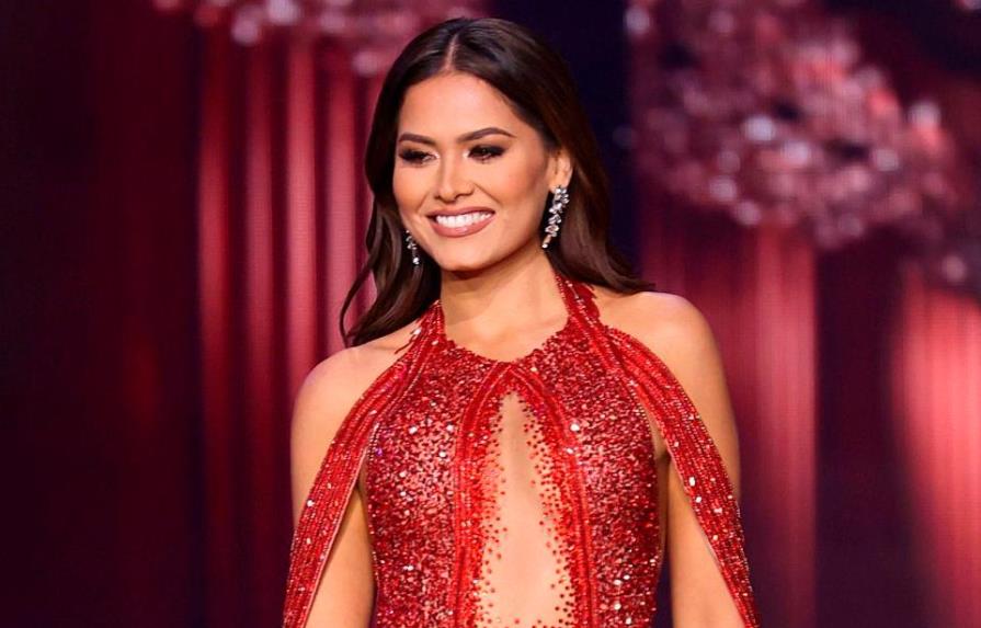 Miss Universo 2021, Andrea Meza, podría ser hija de Ana Gabriel, pero la dio en adopción, según periodista