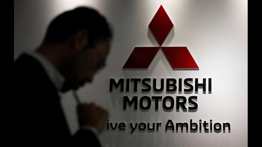 El consejo de administración de Mitsubishi destituye a Ghosn como presidente