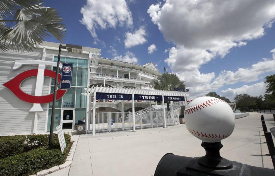 MLB presentará el martes propuesta económica para comenzar a jugar en julio