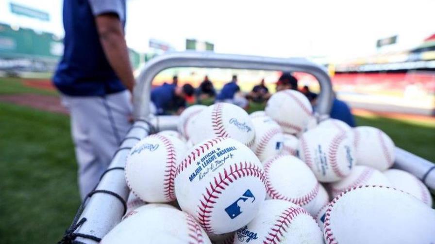 Dueños de equipos se plantan ante peloteros y dicen no negociarán jugar más de 60 partidos Dueños de equipos se plantan ante peloteros y dicen no negociarán jugar más de 60 partidos