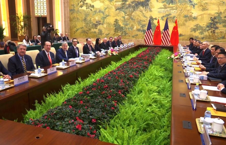 China y EEUU reanudan las negociaciones comerciales en Pekín