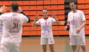 Mireia Rodr&iacute;guez, primera mujer en un equipo masculino de balonmano